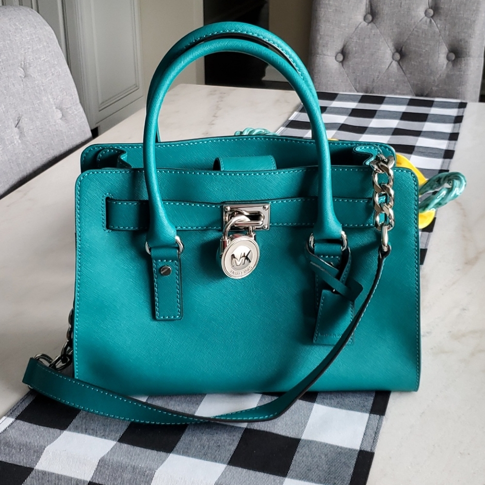 Stunning Michael Kors handbag
